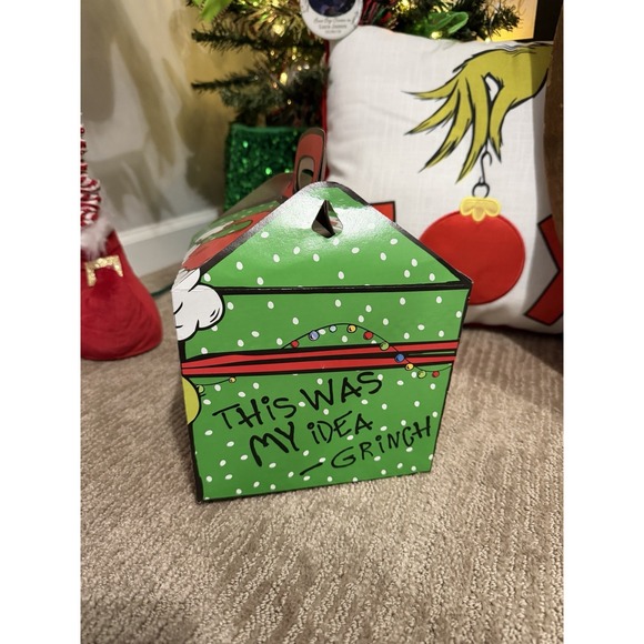 2025 McDonalds Christmas Limited Edition Grinch Happy Meal BOX ONLY - Picture 4 of 6